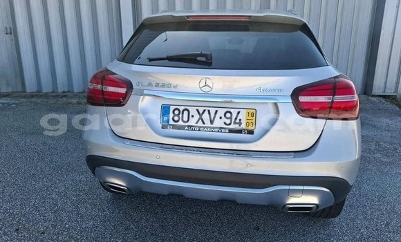 Acheter Occasion Voiture Mercedes‒Benz GLA-klasse Brun à Dabo, Kolda Acheter Occasion Voiture Mercedes‒Benz GLA-klasse Brun à Dabo, Kolda