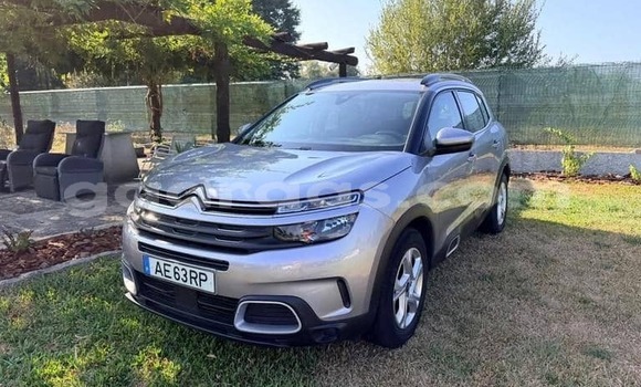 Acheter Occasion Voiture Citroen C5 Aircross Champagne à Dabo, Kolda Acheter Occasion Voiture Citroen C5 Aircross Champagne à Dabo, Kolda