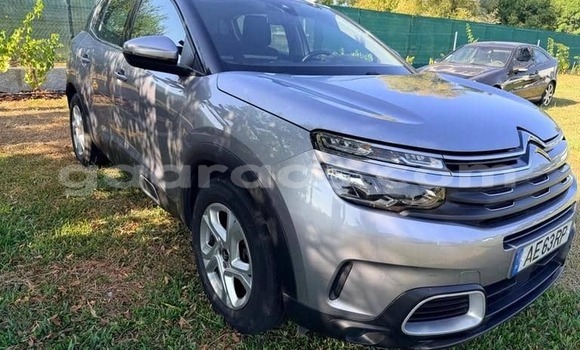 Acheter Occasion Voiture Citroen C5 Aircross Champagne à Dabo, Kolda Acheter Occasion Voiture Citroen C5 Aircross Champagne à Dabo, Kolda