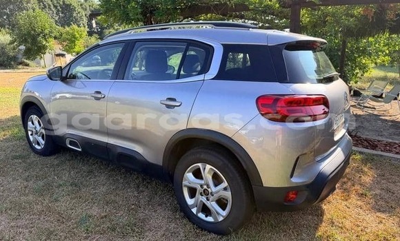 Acheter Occasion Voiture Citroen C5 Aircross Champagne à Dabo, Kolda Acheter Occasion Voiture Citroen C5 Aircross Champagne à Dabo, Kolda