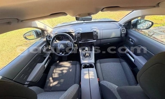 Acheter Occasion Voiture Citroen C5 Aircross Champagne à Dabo, Kolda Acheter Occasion Voiture Citroen C5 Aircross Champagne à Dabo, Kolda