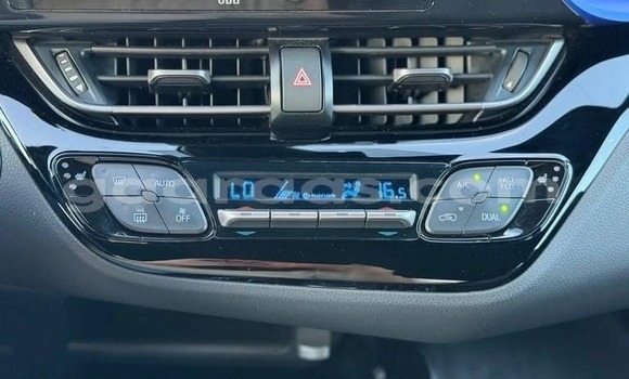 Buy Used Toyota C-HR Blue Car in Dabo in Kolda Buy Used Toyota C-HR Blue Car in Dabo in Kolda