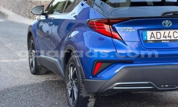 Buy Used Toyota C-HR Blue Car in Dabo in Kolda Buy Used Toyota C-HR Blue Car in Dabo in Kolda