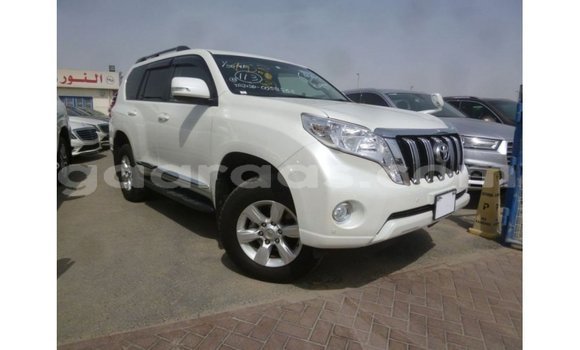 Acheter Import Voiture Toyota Prado Blanc à Import - Dubai, Dakar Acheter Import Voiture Toyota Prado Blanc à Import - Dubai, Dakar