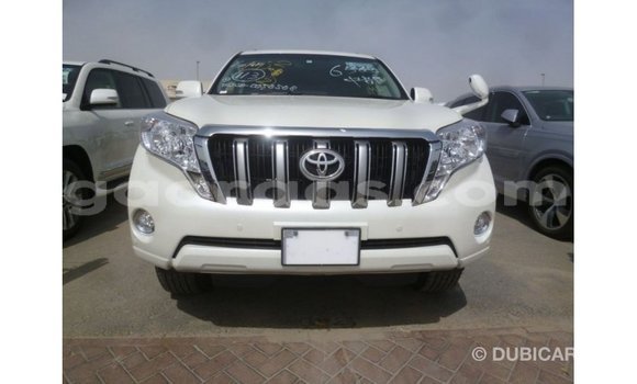 Acheter Import Voiture Toyota Prado Blanc à Import - Dubai, Dakar Acheter Import Voiture Toyota Prado Blanc à Import - Dubai, Dakar