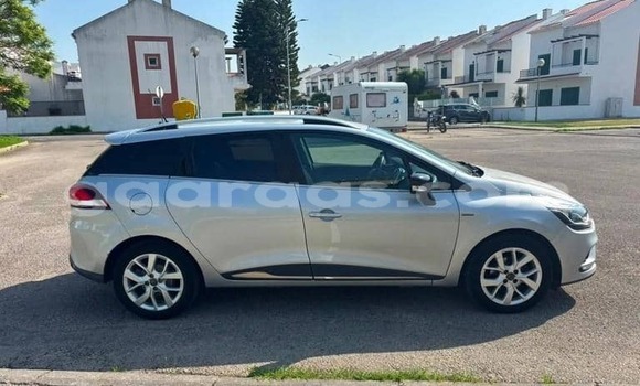 Dieundeu Occasion Renault Clio Silver Auto in Dabo in Kolda Dieundeu Occasion Renault Clio Silver Auto in Dabo in Kolda