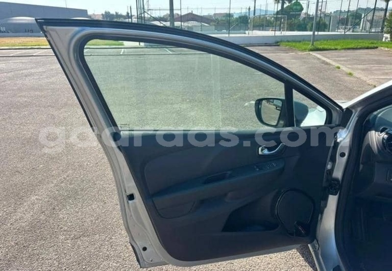 Big with watermark renault clio kolda dabo 34269