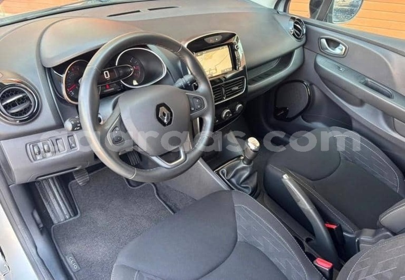 Big with watermark renault clio kolda dabo 34269