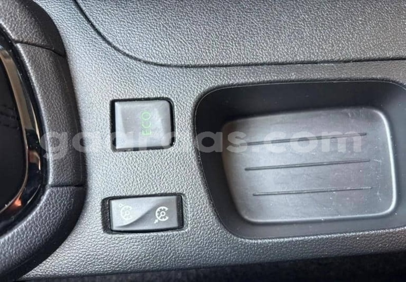 Big with watermark renault clio kolda dabo 34269