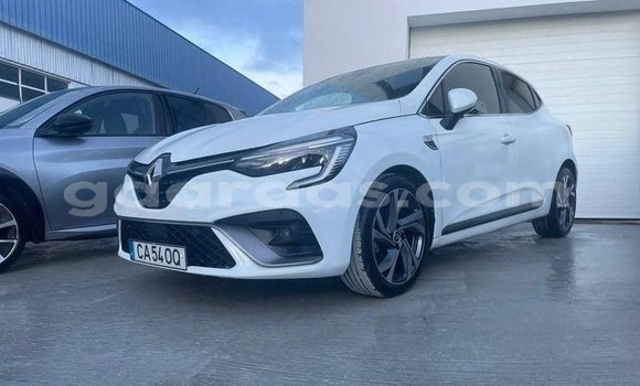 Dieundeu Occasion Renault Clio White Auto in Dabo in Kolda Dieundeu Occasion Renault Clio White Auto in Dabo in Kolda