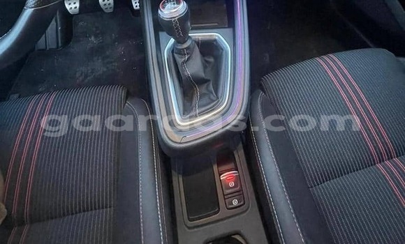 Dieundeu Occasion Renault Clio White Auto in Dabo in Kolda Dieundeu Occasion Renault Clio White Auto in Dabo in Kolda