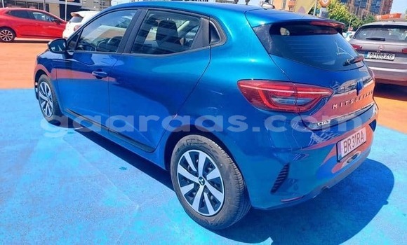 Buy Used Mitsubishi Colt Blue Car in Bignona in Ziguinchor Buy Used Mitsubishi Colt Blue Car in Bignona in Ziguinchor
