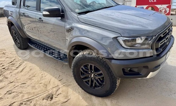 Dieundeu Occasion Ford Explorer Silver Auto in Bignona in Ziguinchor Dieundeu Occasion Ford Explorer Silver Auto in Bignona in Ziguinchor