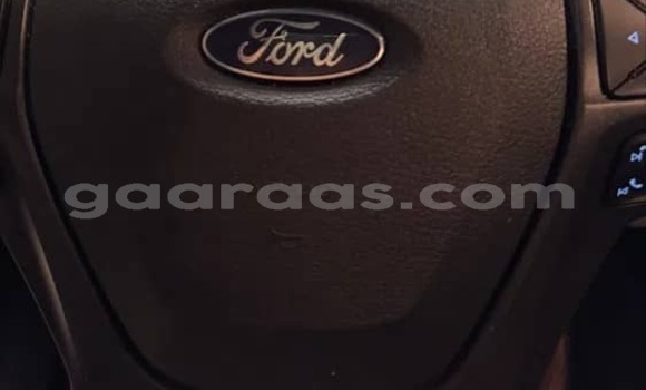 Dieundeu Occasion Ford Explorer Silver Auto in Bignona in Ziguinchor Dieundeu Occasion Ford Explorer Silver Auto in Bignona in Ziguinchor
