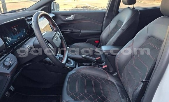 Dieundeu Occasion Ford Puma White Auto in Dabo in Kolda Dieundeu Occasion Ford Puma White Auto in Dabo in Kolda