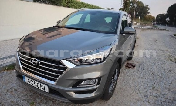 Buy Used Hyundai Tucson Silver Car in Dabo in Kolda Buy Used Hyundai Tucson Silver Car in Dabo in Kolda
