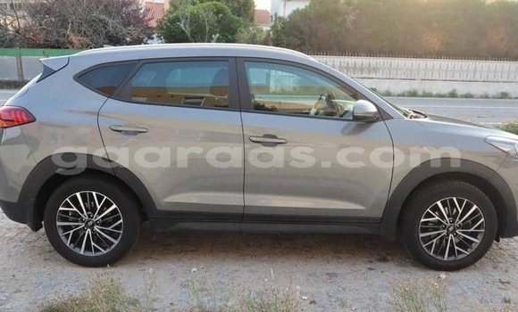 Buy Used Hyundai Tucson Silver Car in Dabo in Kolda Buy Used Hyundai Tucson Silver Car in Dabo in Kolda