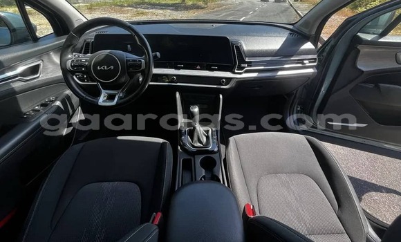 Buy Used Kia Sportage Silver Car in Dabo in Kolda Buy Used Kia Sportage Silver Car in Dabo in Kolda