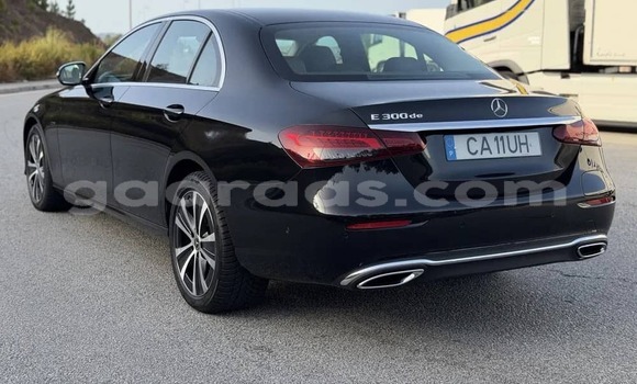 Acheter Occasion Voiture Mercedes‒Benz E–Class Noir à Dakar, Dakar Acheter Occasion Voiture Mercedes‒Benz E–Class Noir à Dakar, Dakar