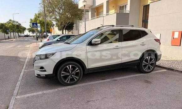 Buy Used Nissan Qashqai White Car in Dabo in Kolda Buy Used Nissan Qashqai White Car in Dabo in Kolda