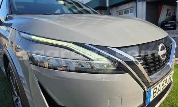 Buy Used Nissan Qashqai Silver Car in Dakar in Dakar Buy Used Nissan Qashqai Silver Car in Dakar in Dakar