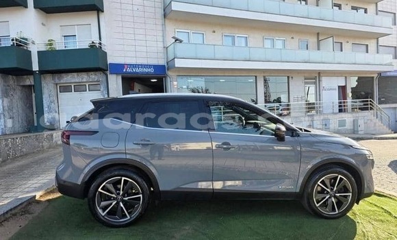 Buy Used Nissan Qashqai Silver Car in Dakar in Dakar Buy Used Nissan Qashqai Silver Car in Dakar in Dakar