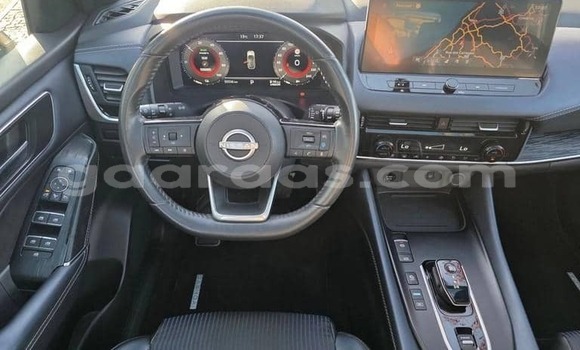 Buy Used Nissan Qashqai Silver Car in Dakar in Dakar Buy Used Nissan Qashqai Silver Car in Dakar in Dakar