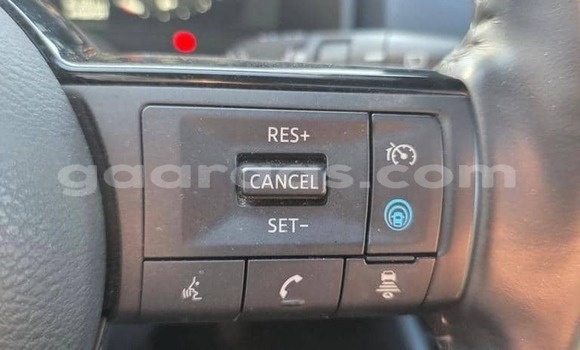 Buy Used Nissan Qashqai Silver Car in Dakar in Dakar Buy Used Nissan Qashqai Silver Car in Dakar in Dakar