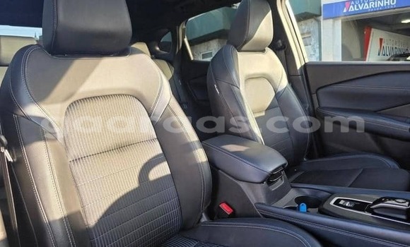 Buy Used Nissan Qashqai Silver Car in Dakar in Dakar Buy Used Nissan Qashqai Silver Car in Dakar in Dakar