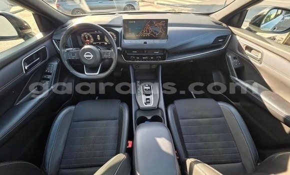 Buy Used Nissan Qashqai Silver Car in Dakar in Dakar Buy Used Nissan Qashqai Silver Car in Dakar in Dakar