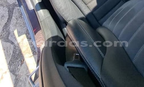 Buy Used Mercedes-Benz C-Classe Black Car in Dakar in Dakar Buy Used Mercedes-Benz C-Classe Black Car in Dakar in Dakar