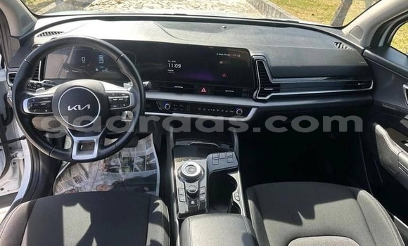Buy Used Kia Sportage White Car in Dakar in Dakar Buy Used Kia Sportage White Car in Dakar in Dakar