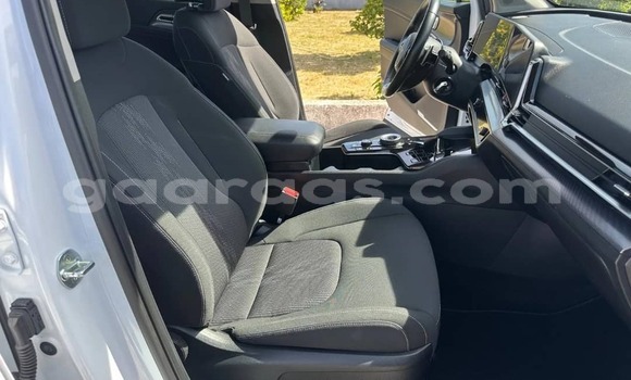 Buy Used Kia Sportage White Car in Dakar in Dakar Buy Used Kia Sportage White Car in Dakar in Dakar