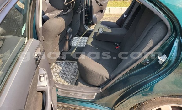 Buy Used Toyota Avensis Green Car in Behind berlin in Bagmati Buy Used Toyota Avensis Green Car in Behind berlin in Bagmati