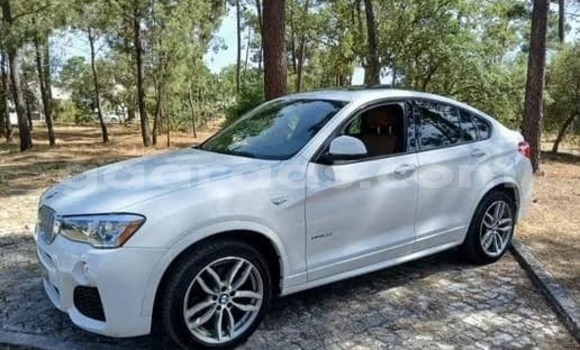 Buy Used BMW X4 White Car in Dakar in Dakar Buy Used BMW X4 White Car in Dakar in Dakar