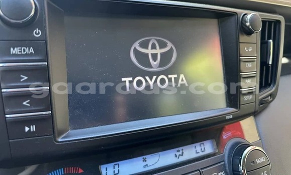 Buy Used Toyota RAV4 White Car in Dagana in Saint Louis Buy Used Toyota RAV4 White Car in Dagana in Saint Louis