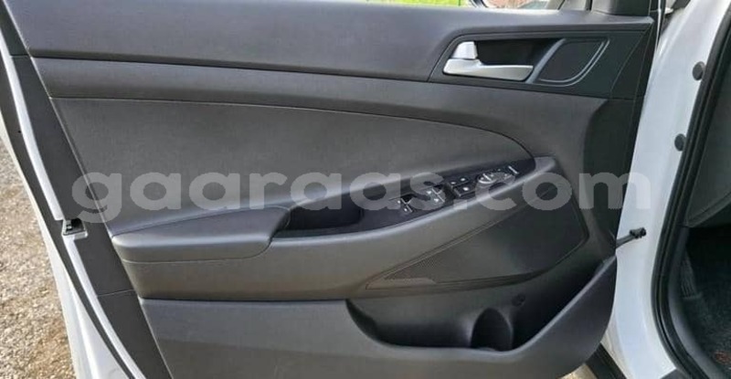 Big with watermark hyundai tucson kolda dabo 34348
