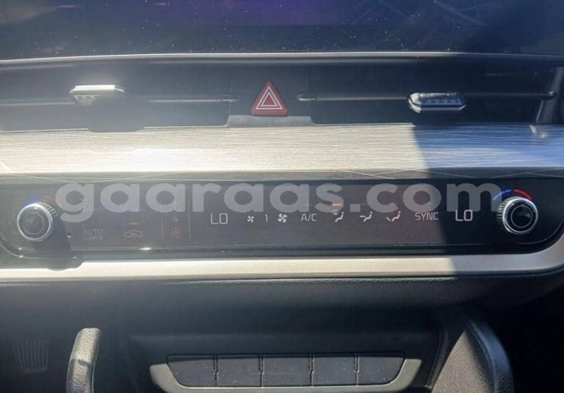 Big with watermark kia sportage fatick fatick 34350