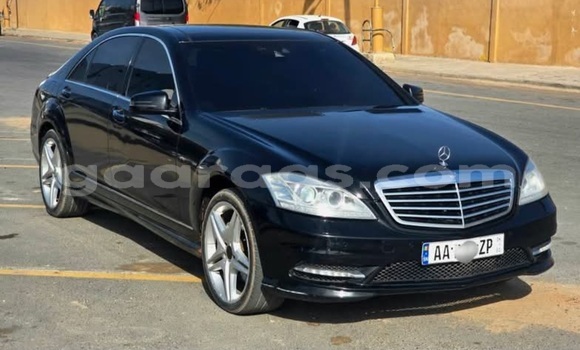 Dieundeu Occasion Mercedes‒Benz S–Class Black Auto in Dakar in Dakar Dieundeu Occasion Mercedes‒Benz S–Class Black Auto in Dakar in Dakar