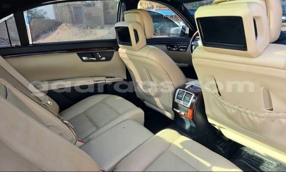 Dieundeu Occasion Mercedes‒Benz S–Class Black Auto in Dakar in Dakar Dieundeu Occasion Mercedes‒Benz S–Class Black Auto in Dakar in Dakar