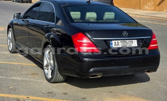 Dieundeu Occasion Mercedes‒Benz S–Class Black Auto in Dakar in Dakar Dieundeu Occasion Mercedes‒Benz S–Class Black Auto in Dakar in Dakar