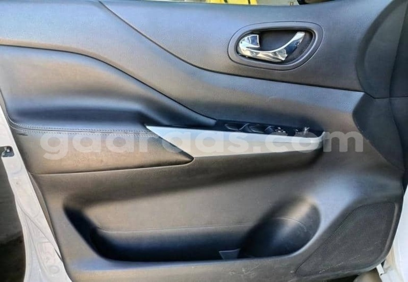 Big with watermark nissan navara kolda dabo 34355
