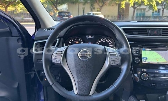 Buy Used Nissan Qashqai Bleu de nuit Car in Dakar in Dakar Buy Used Nissan Qashqai Bleu de nuit Car in Dakar in Dakar