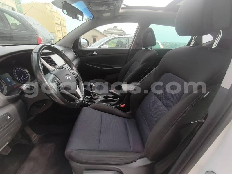 Big with watermark hyundai tucson kolda dabo 34360