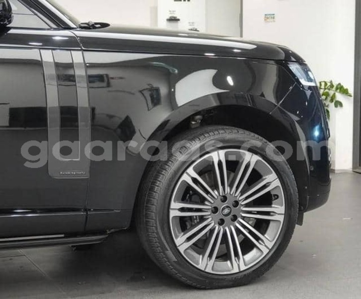 Big with watermark land rover range rover vogue dakar dakar 34372