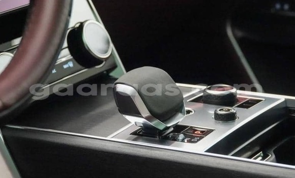 Buy Used Land Rover Range Rover Vogue Black Car in Dakar in Dakar Buy Used Land Rover Range Rover Vogue Black Car in Dakar in Dakar