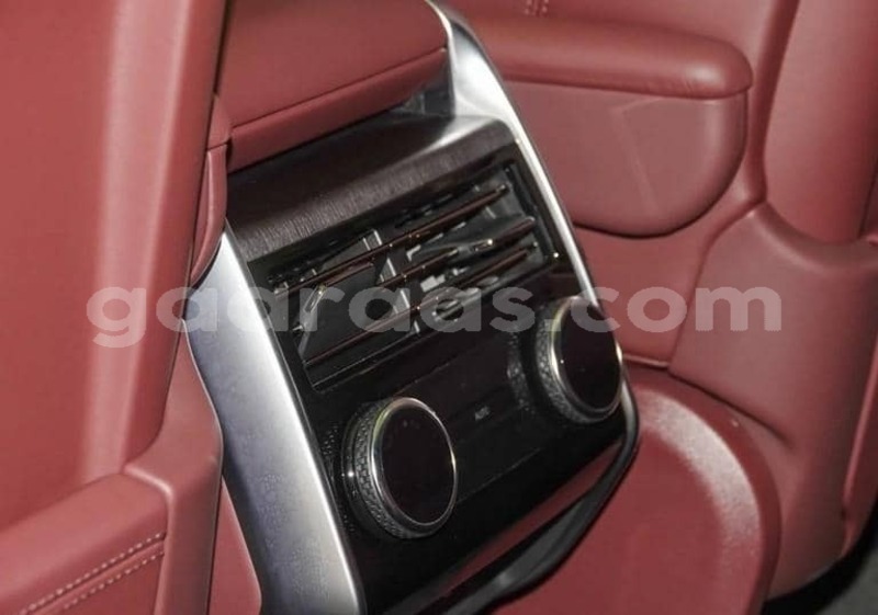 Big with watermark land rover range rover vogue dakar dakar 34372