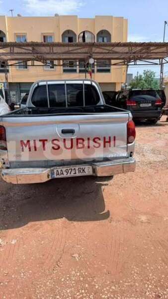 Big with watermark mitsubishi l200 dakar dakar 34379