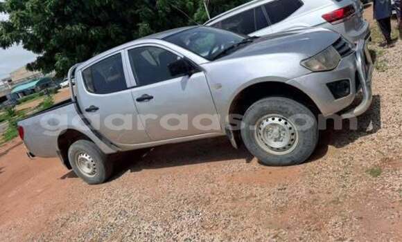 Acheter Occasion Voiture Mitsubishi L200 Autre à Dakar, Dakar Acheter Occasion Voiture Mitsubishi L200 Autre à Dakar, Dakar