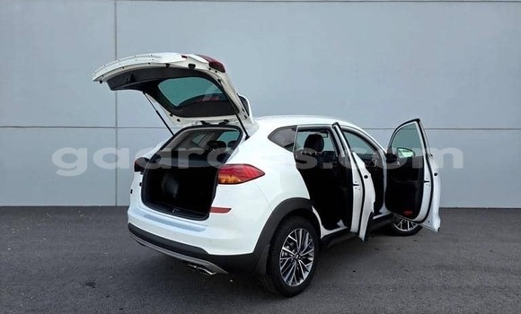 Acheter Occasion Voiture Hyundai Tucson Blanc à Dabo, Kolda Acheter Occasion Voiture Hyundai Tucson Blanc à Dabo, Kolda